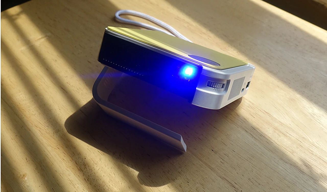 ViewSonic M1 Mini Plus A Small Projector with Big Capabilities and a Built-In Battery​